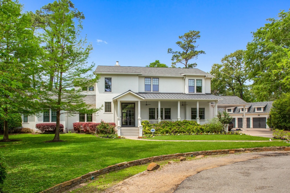 1215 Drury Ln, Houston, TX 77055 - photo 1