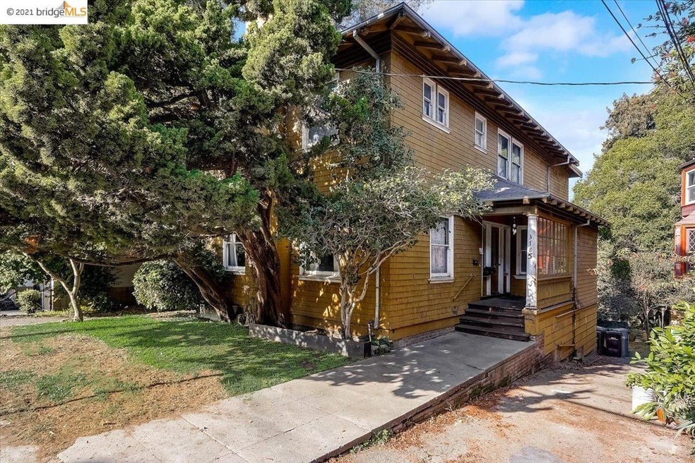 Sold $1,100,000 • Co-Listing Agent