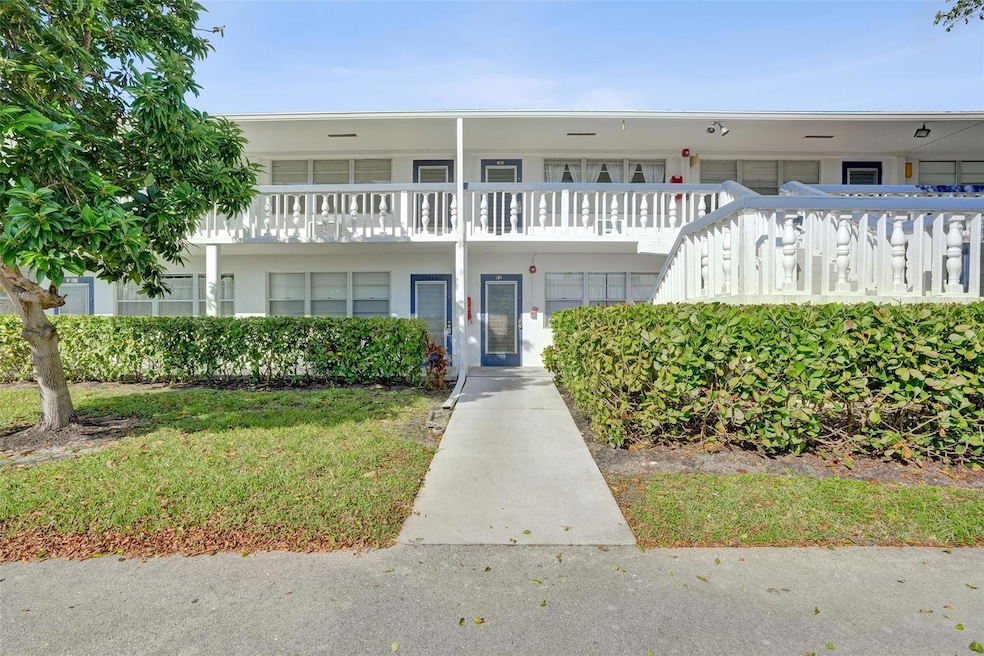 91 Tilford E unit E, Deerfield Beach, FL 33442 - photo 1