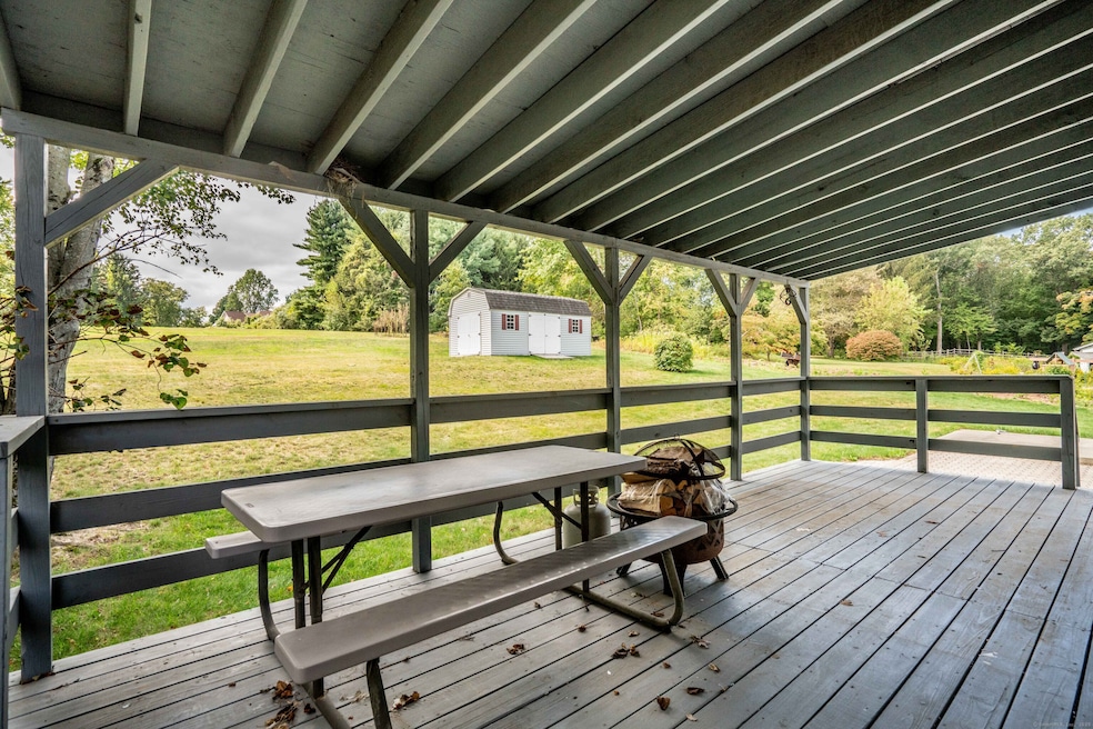 Under Contract $395,900