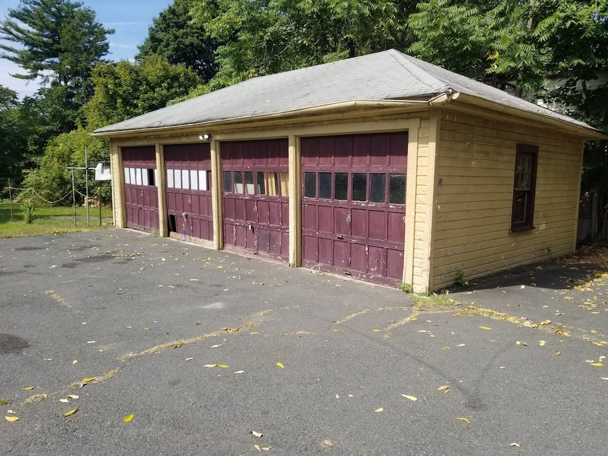 For Rent $1,100/month