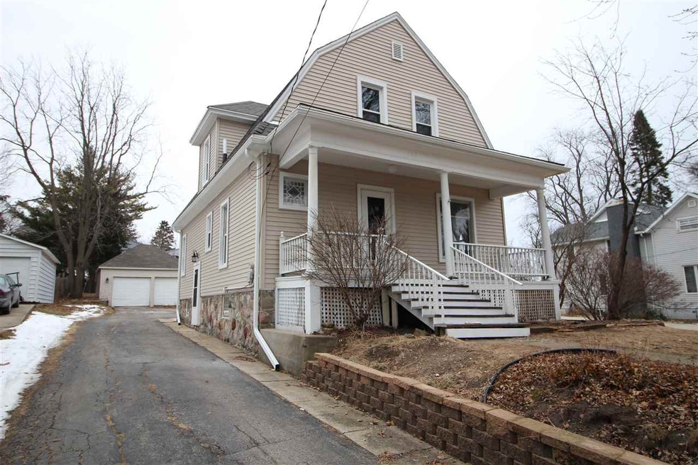 202 Maple Ave, Clinton, WI 53525 - photo 1