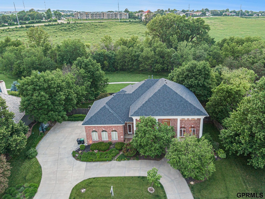 686 N 164th St, Omaha, NE 68118 - photo 1