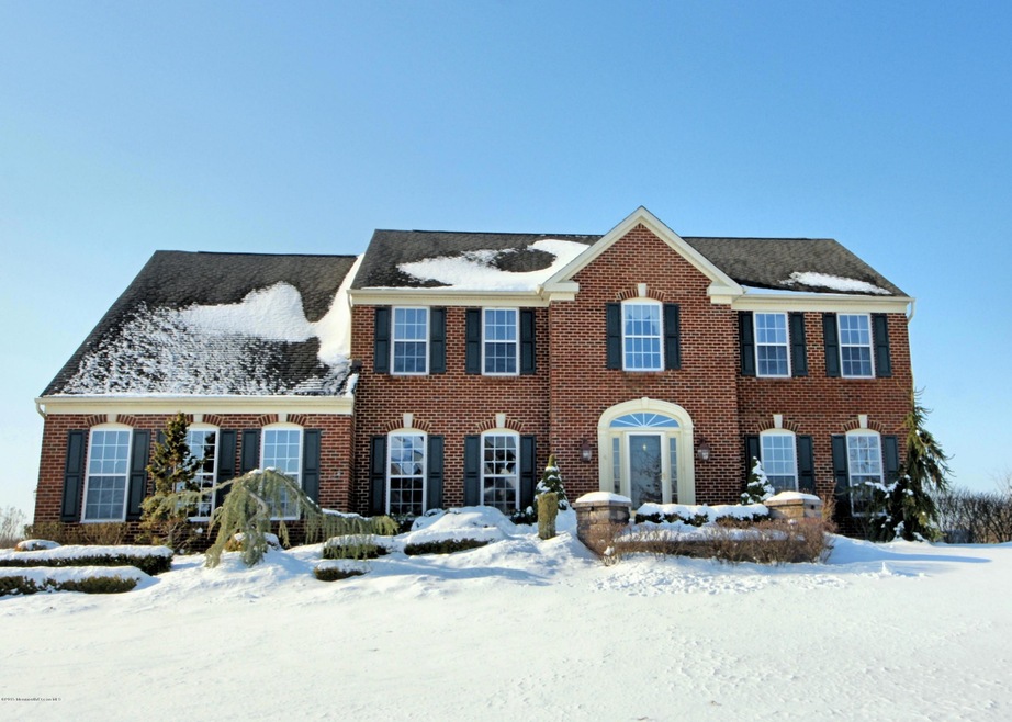 1-Front-4 Jake Dr