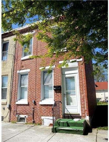 636 Clark St, New Castle, DE 19720 - photo 1