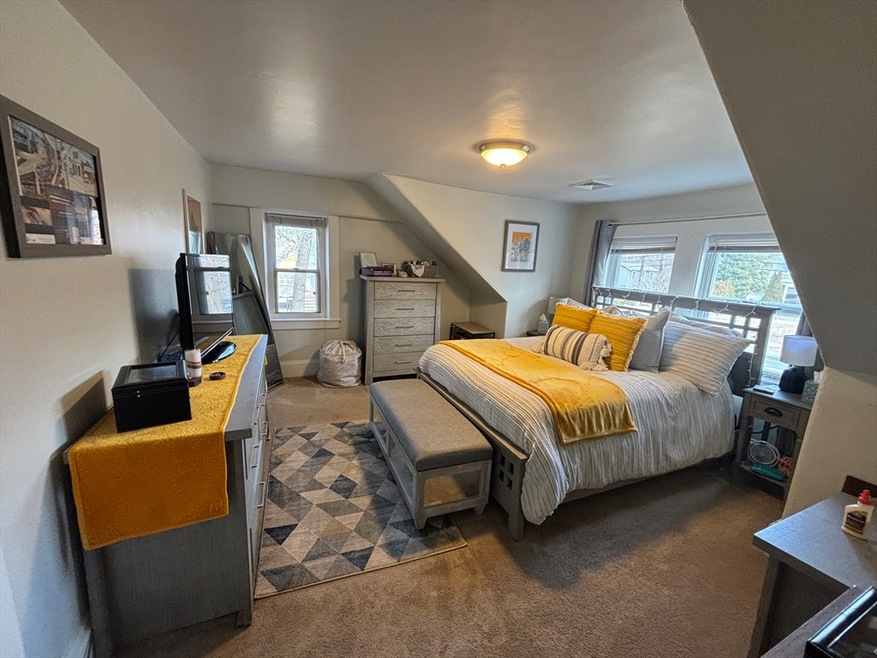 407 Front St unit 2, Weymouth, MA 02188 - photo 1