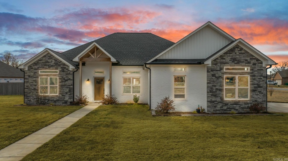 2 River Cliff Dr, Mayflower, AR 72106 - photo 1