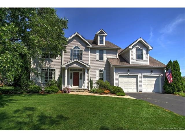 78 Masters Ln, Milford, CT 06461 - photo 1
