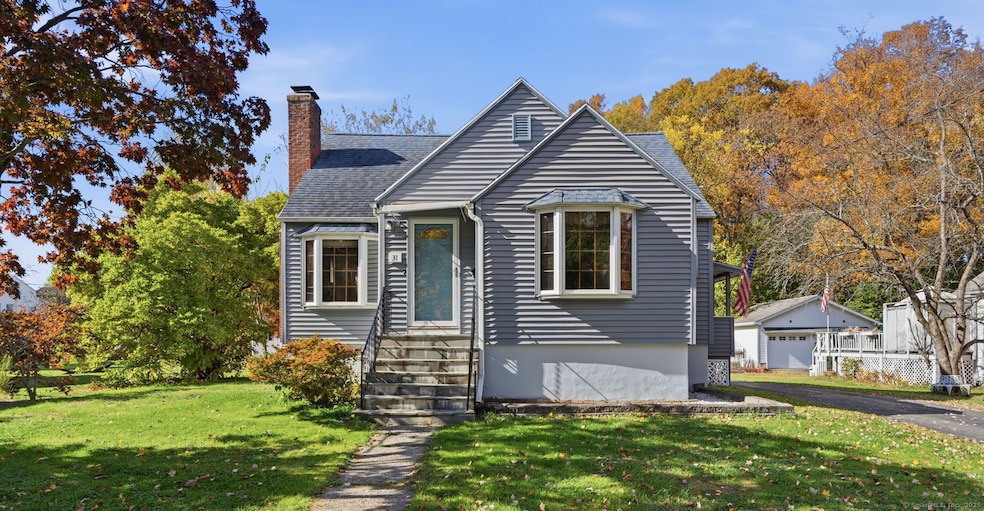 Under Contract $299,900