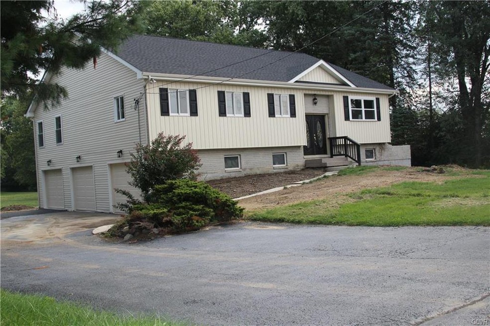 4265 Scheidys Rd, Whitehall, PA 18052 - photo 1