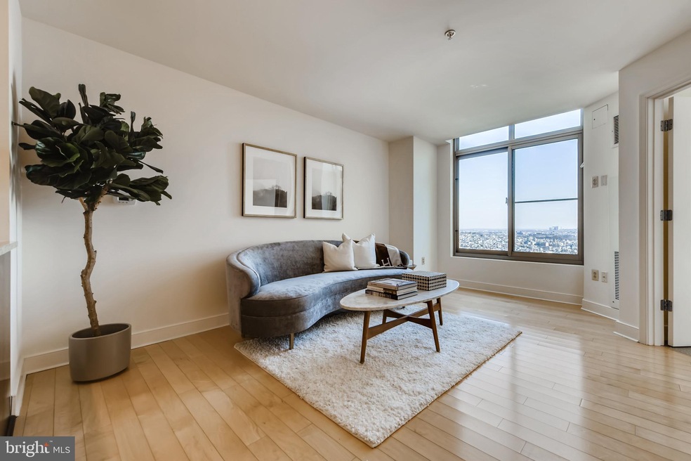 The Vue unit 2608, Baltimore, MD 21202 - photo 1