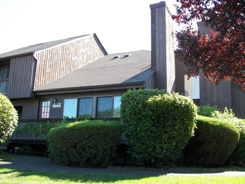 3923 Bloomingdale Dr unit 23, Hillsborough, NJ 08844 - photo 1