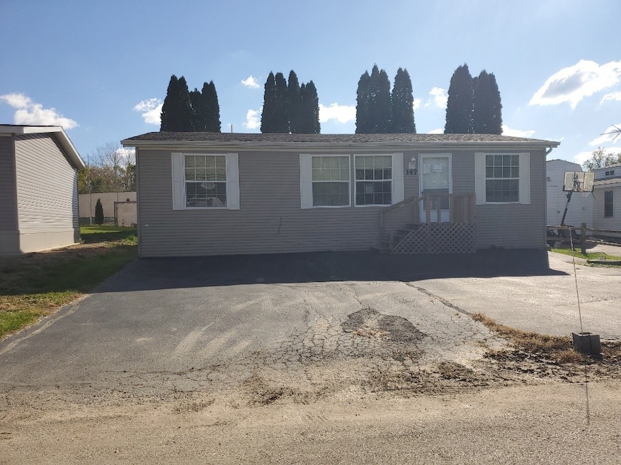 147 Rusty Scupper, Lakemoor, IL 60051 - photo 1