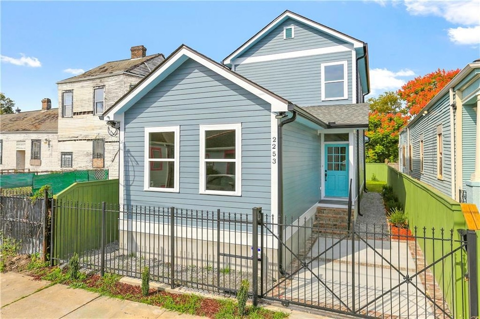 2253 N Roman St, New Orleans, LA 70117 - photo 1