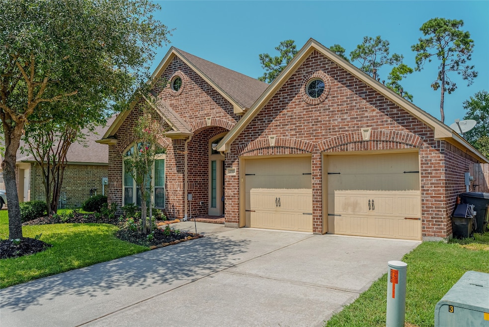 2711 Imperial Grove Ln, Conroe, TX 77385 - photo 1