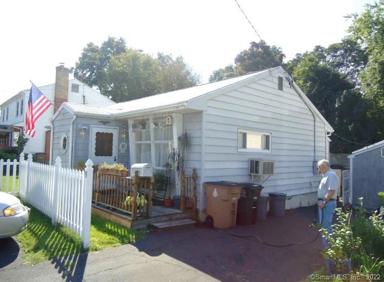 13 Lewelyn Rd, Stamford, CT 06902 - photo 1