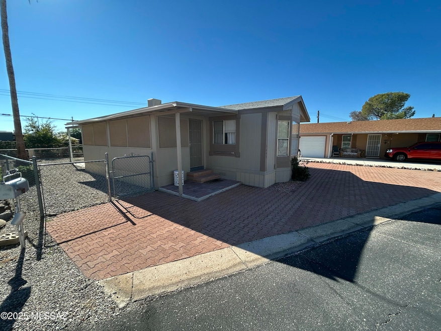 5643 W Flying M St, Tucson, AZ 85713 - photo 1