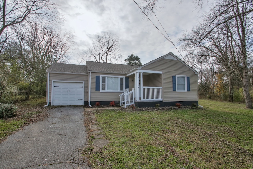 314 W Schell St, Gallatin, TN 37066 - photo 1