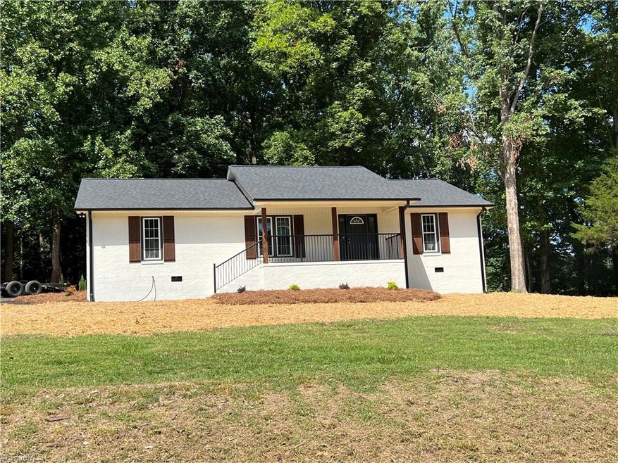 5637 Trotter Country Rd, High Point, NC 27263 - photo 1