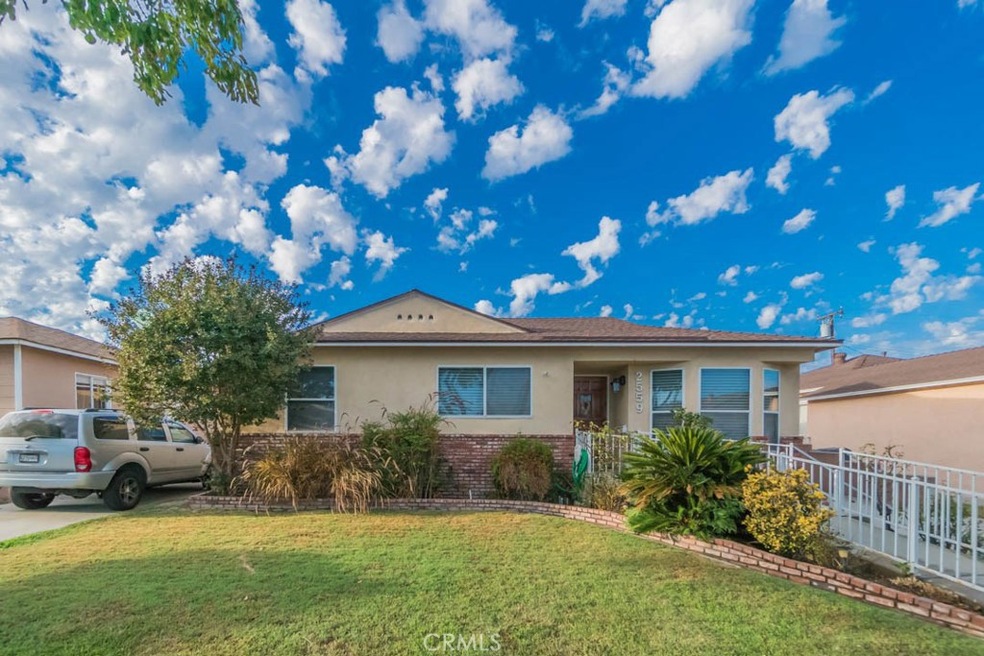 2559 Bomberry St, Lakewood, CA 90712 - photo 1