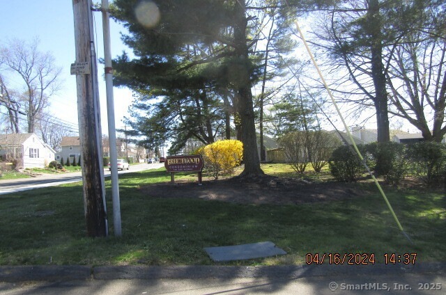 Breezewood Condominiums unit 79, East Haven, CT 06512 - photo 1