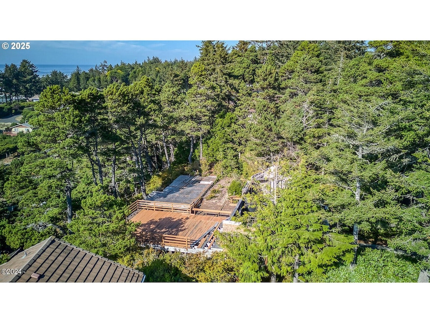 1442 NW Fircrest Ct, Waldport, OR 97394 - photo 1