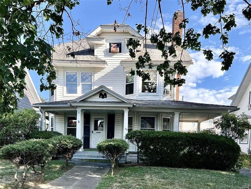 FRONT OF HOUSE