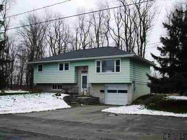 342 Madison Ave, Rensselaer, NY 12144 - photo 1