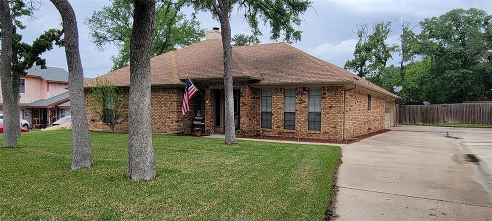 1225 Shirley Way, Bedford, TX 76022 - photo 1