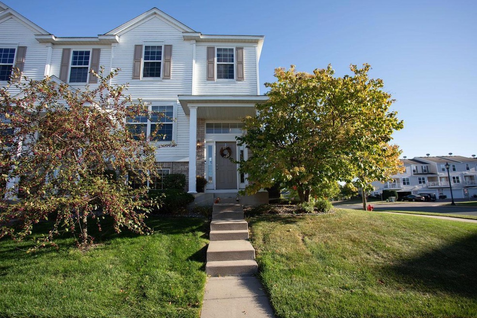 5102 Fairpoint Dr N, Hugo, MN 55038 - photo 1