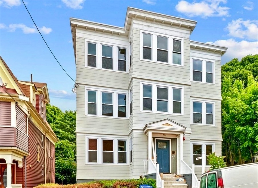 25 Brinsley St unit 3, Dorchester, MA 02121 - photo 1