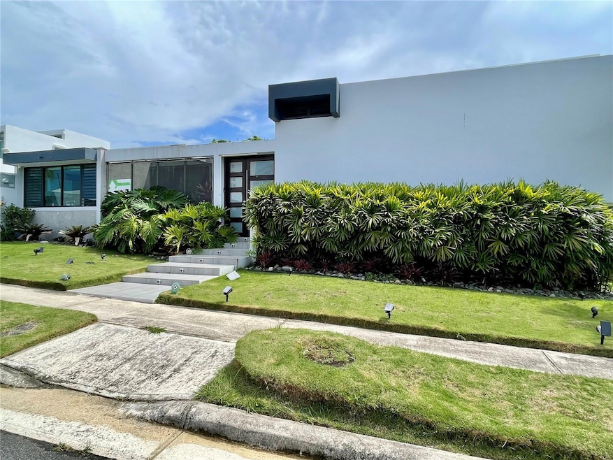 H3 Caparra Hills, Guaynabo, PR 00966 - photo 1