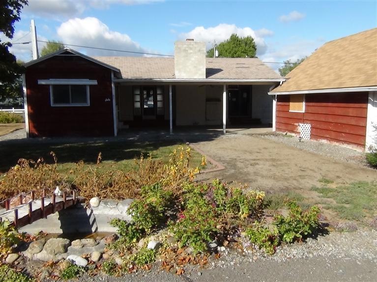 721 Pittview Ave, Central Point, OR 97502 - photo 1