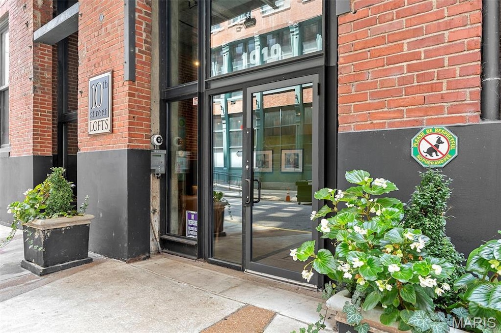 For Sale $400,000 • Co-Listing Agent