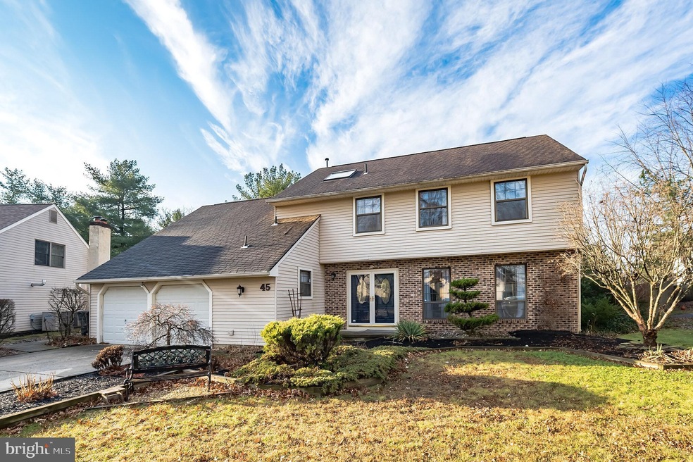 45 Meadowrue Ct, Mount Laurel, NJ 08054 - photo 1