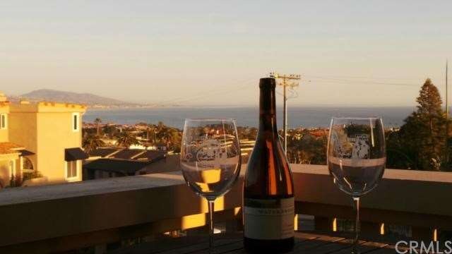 Enjoy this Coastline and Ocean View from Living Ro