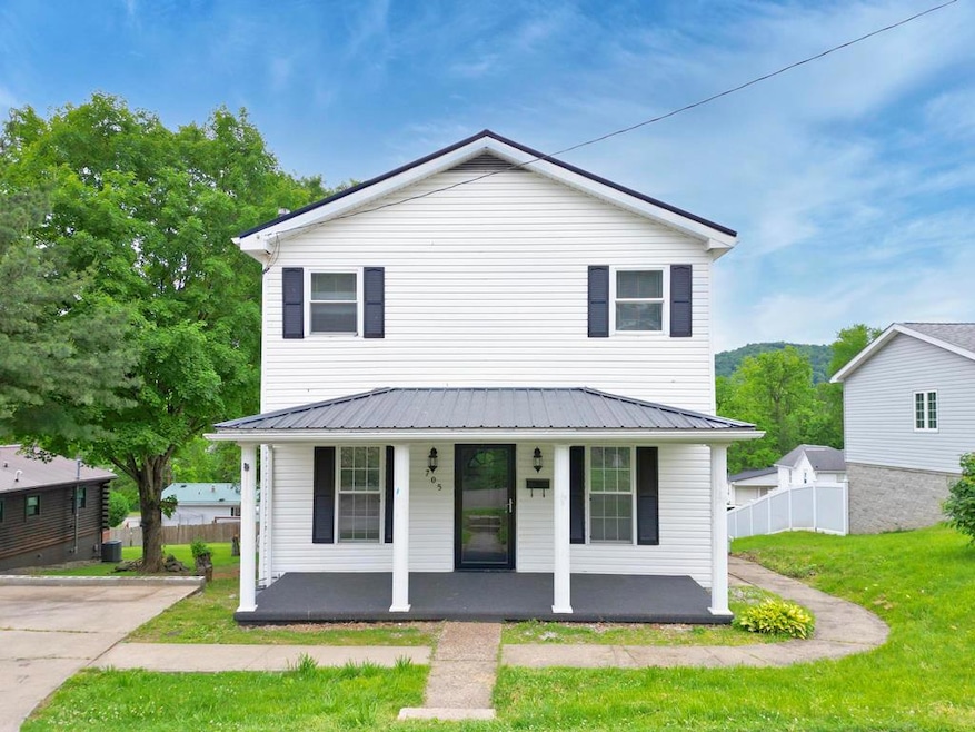Pending $179,900 • Co-Listing Agent