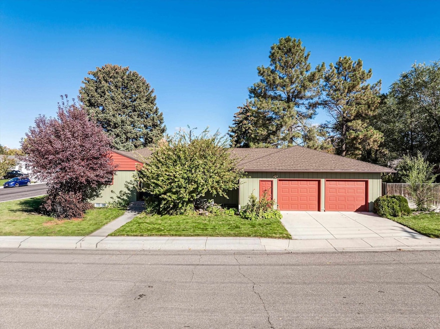 1110 E Elm St, Pocatello, ID 83201 - photo 1
