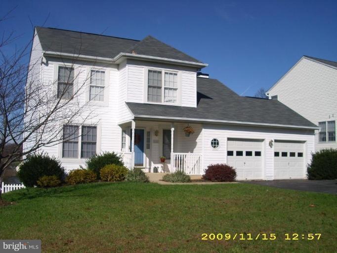 1050 Caren Dr, Sykesville, MD 21784 - photo 1