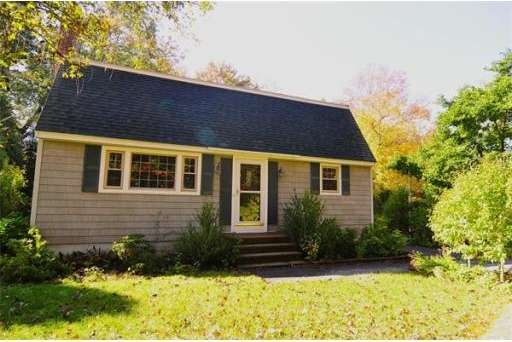 89 Bumble Bee Cir, Shrewsbury, MA 01545 - photo 1