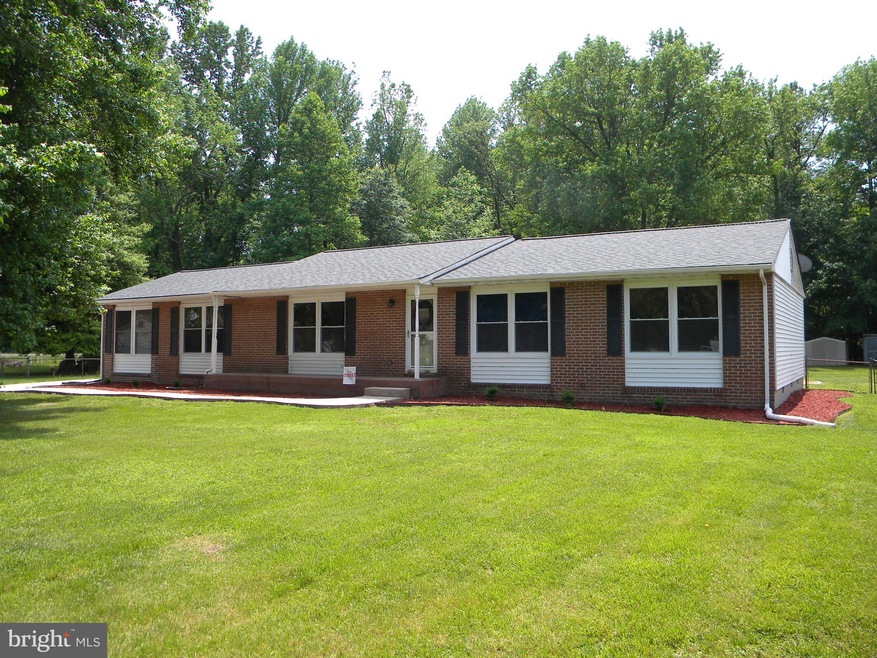 4480 Willow Tree Ln, King George, VA 22485 - photo 1