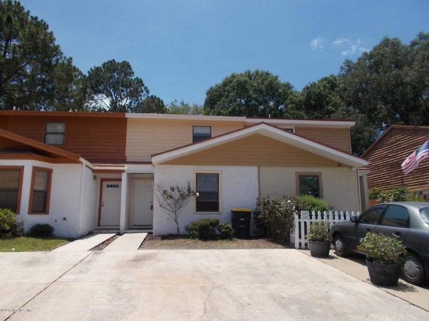 4482 Melissa Ct N, Jacksonville, FL 32210 - photo 1