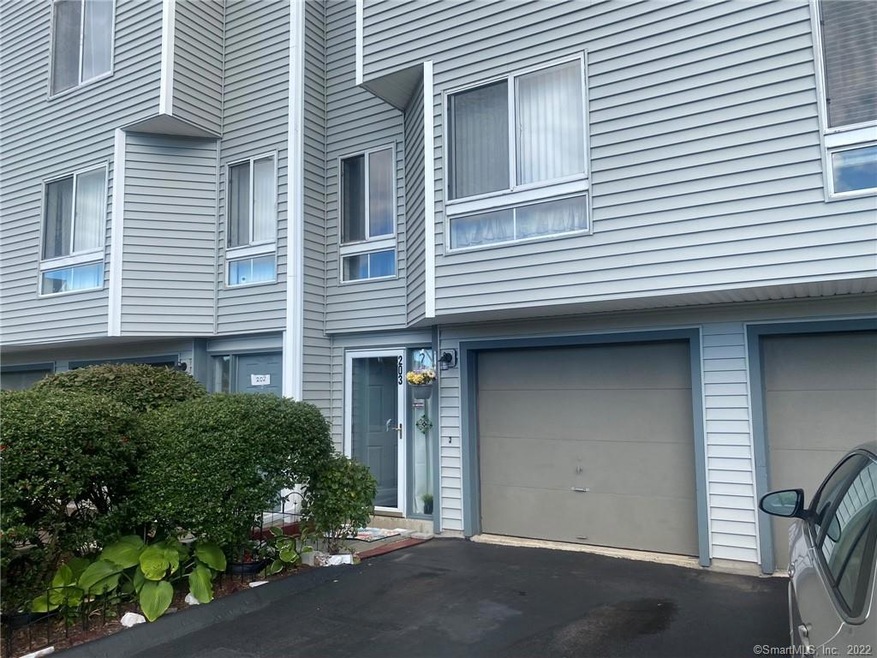 Sold $126,000 • Co-Listing Agent