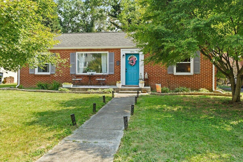01-1846 Carlton Rd SW_01
