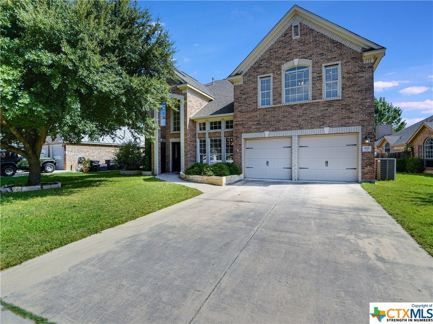 922 River Terrace, New Braunfels, TX 78130 - photo 1