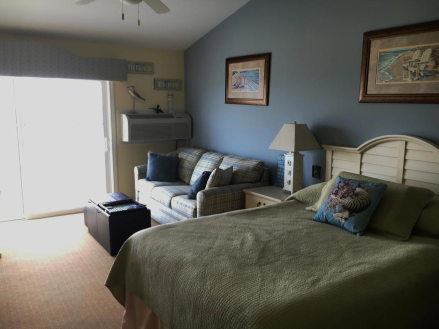 419 State Route 286 unit 302, Seabrook, NH 03874 - photo 1