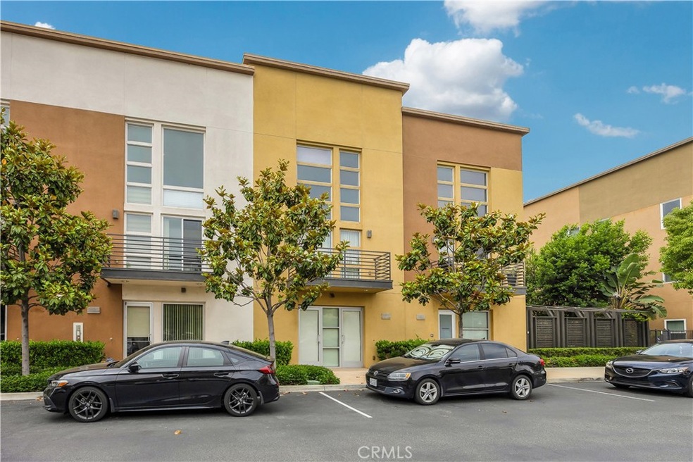 1520 W Artesia Square unit D, Gardena, CA 90248 - photo 1