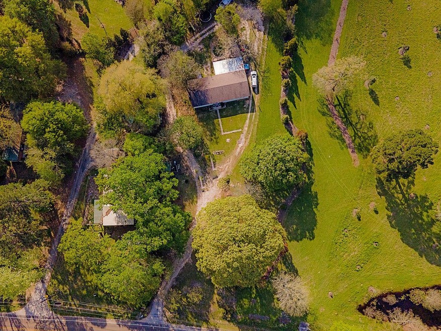 690 S Fm 706, Lufkin, TX 75904 - photo 1