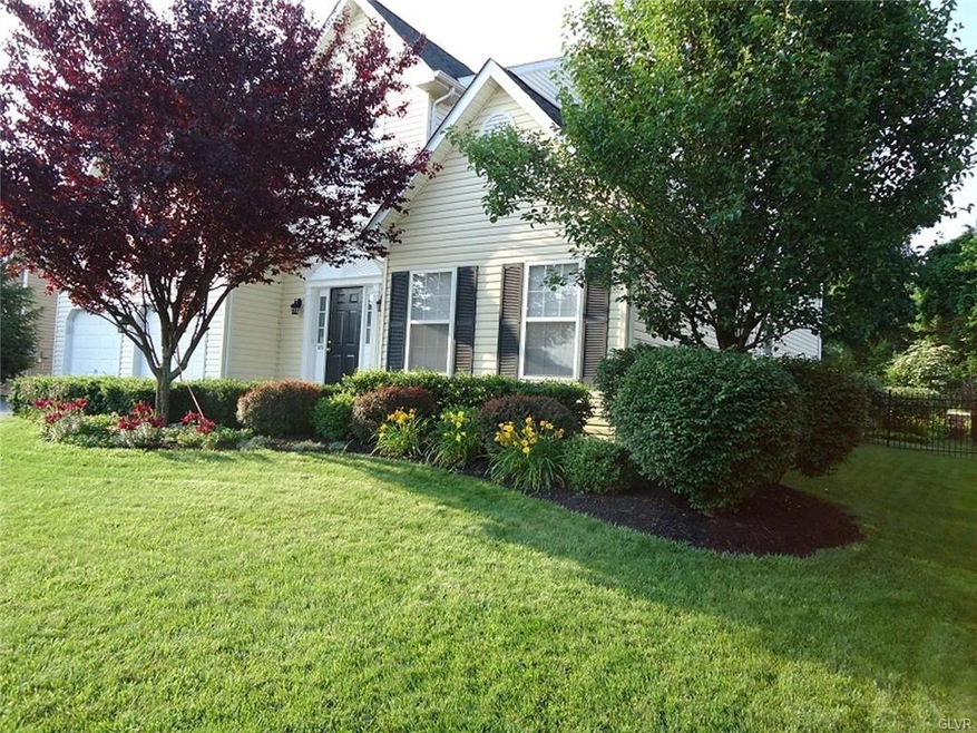 6856 Scenic View Dr, Macungie, PA 18062 - photo 1