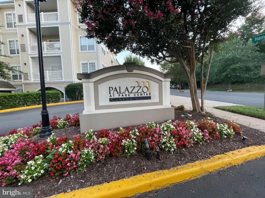 4550 Strutfield Ln unit 2122, Alexandria, VA 22311 - photo 1